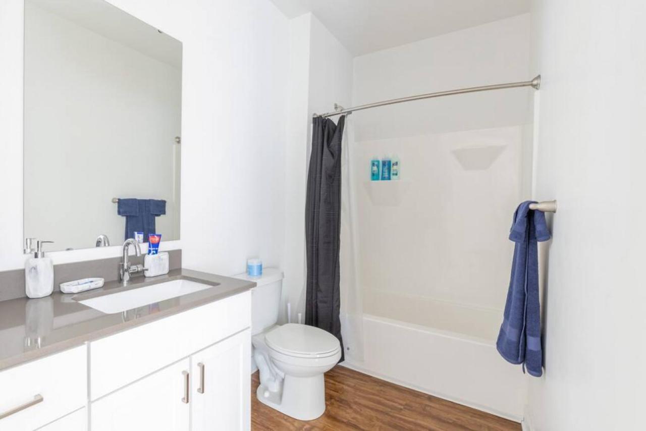 Affordable 1Bd, Comfy Queen Beds, With Gym Indianapolis Exterior photo